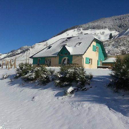 Gite De Montagne Du Plateau De Lhers- Accueil Randonneurs Accous Dış mekan fotoğraf